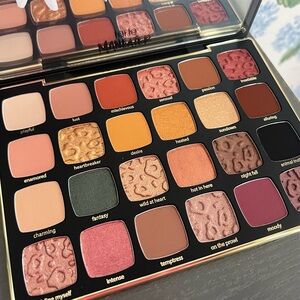 Tarte MANEATER Eyeshadow Palette NIB